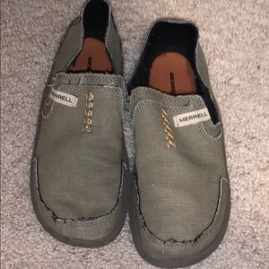 Merrell slip on shoes 👞